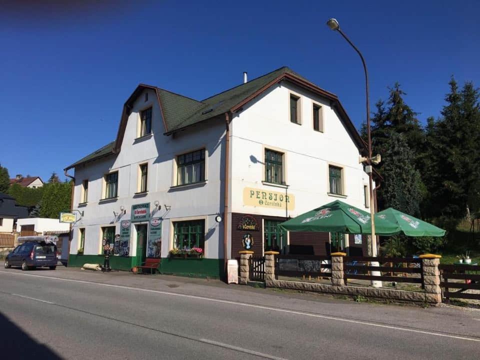 Penzion A Restaurace U Cervinku Cista u Horek Exteriör bild